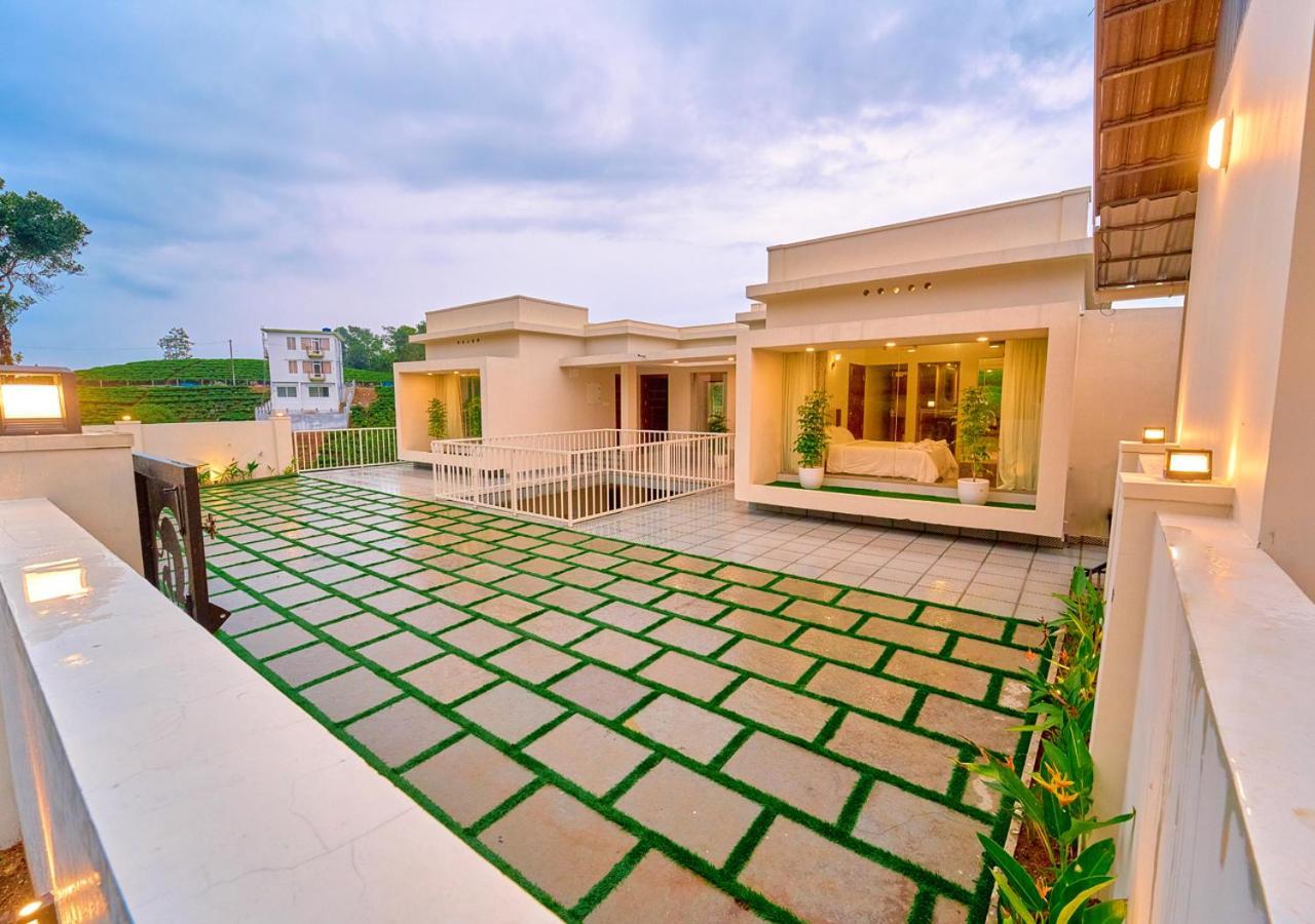 Glen Castle Vagamon Pool Resort By Voye Homes Esterno foto