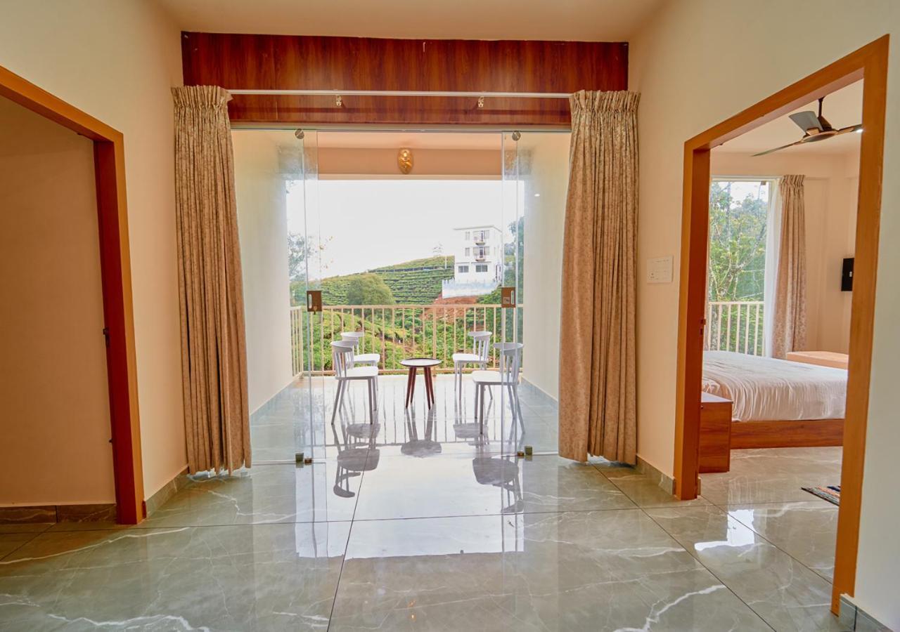 Glen Castle Vagamon Pool Resort By Voye Homes Esterno foto