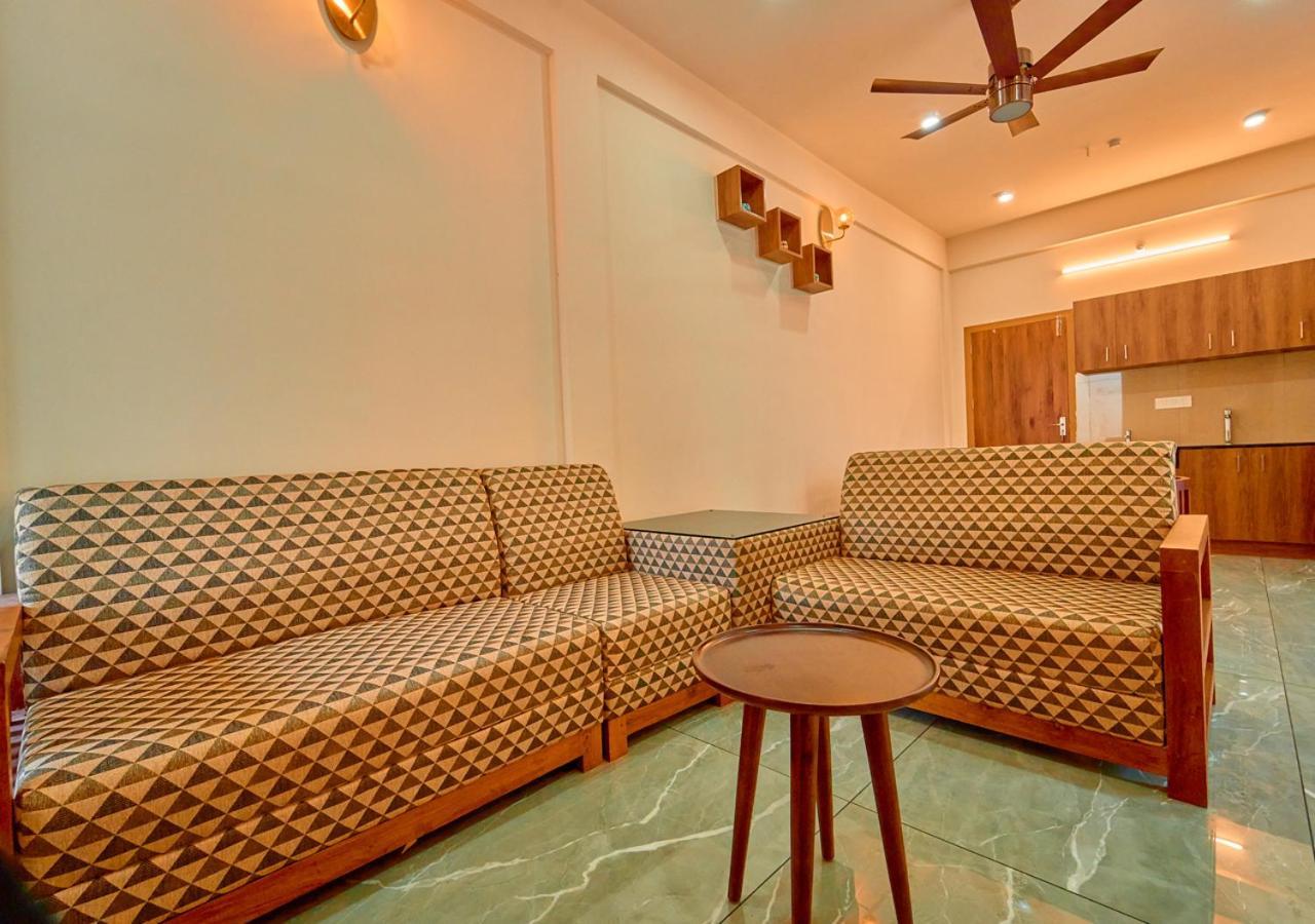 Glen Castle Vagamon Pool Resort By Voye Homes Esterno foto