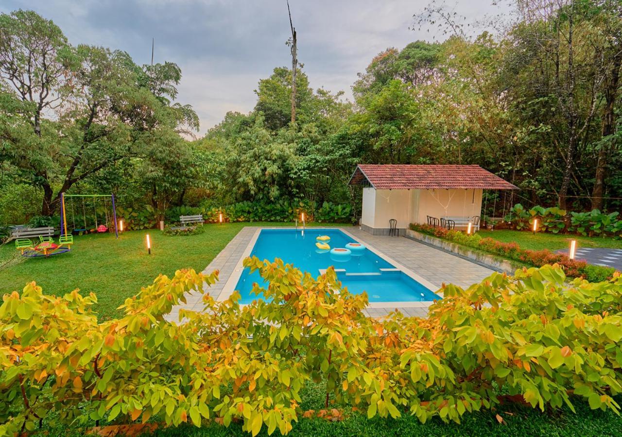 Glen Castle Vagamon Pool Resort By Voye Homes Esterno foto